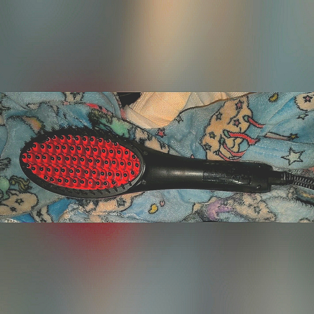 Simply straight straightening brush